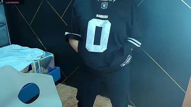 LiaMonroee  online show from 11, 11, 2025