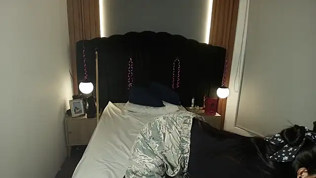 LiaMonroee  online show from 1, 4, 2026