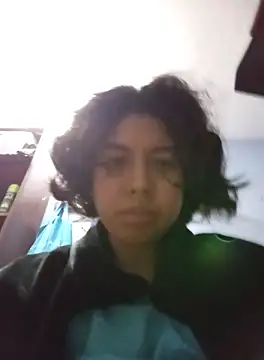 Snapshot of Syndel23 chatting on 2, 10, 2025 Syndel23 online show from 2, 10, 2025