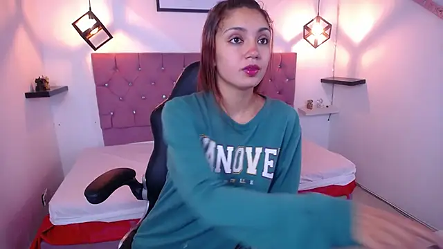 Ariana Toro online show from 19, 9, 2025