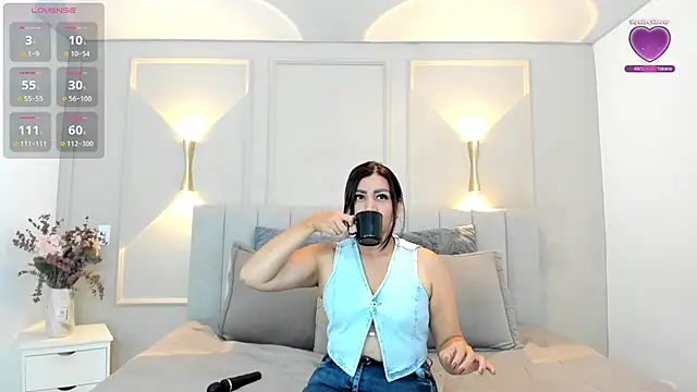 victoria bourne online show from 28, 11, 2025