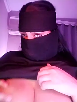 lilyan12 online show from 14, 3, 2026