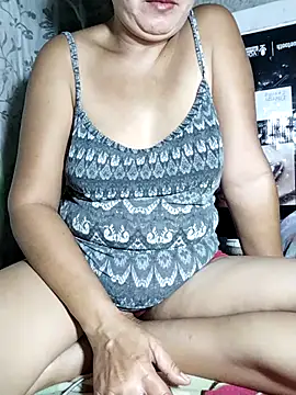 Snapshot of sweet_candiceee chatting on 17, 9, 2025 sweet candiceee online show from 17, 9, 2025