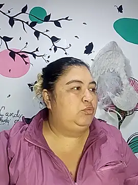 curvy diva  online show from 4, 11, 2025