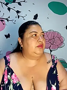 curvy diva  online show from 12, 1, 2026