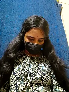 mini-queen online show from 13, 5, 2026