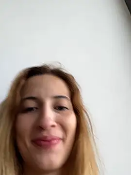 Emilywillis8 online show from 3, 10, 2025