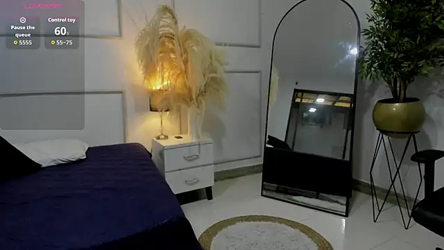 Emilywillis8 online show from 20, 11, 2025