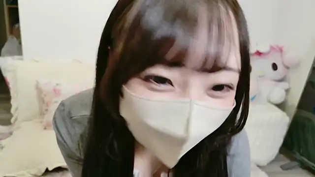 Snapshot of Mashiro-chan chatting on 18, 9, 2025 Mashiro-chan online show from 18, 9, 2025