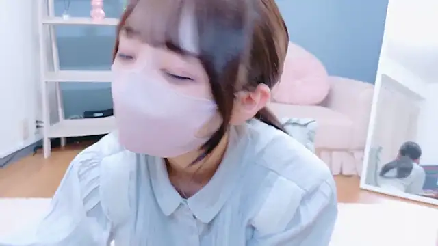 Snapshot of Mashiro-chan chatting on 6, 10, 2025 Mashiro-chan online show from 6, 10, 2025