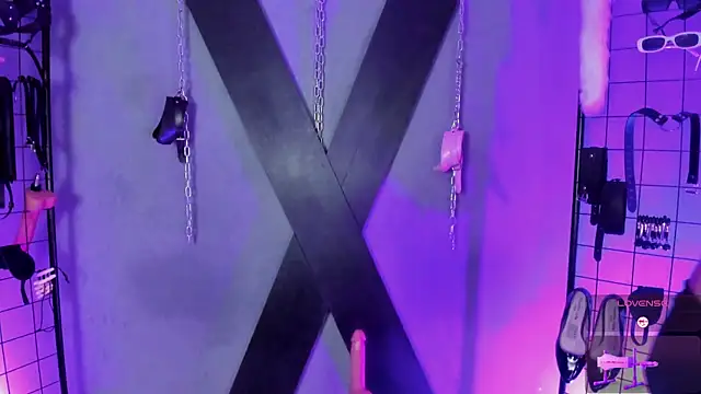 MissKara Ariana bdsm online show from 5, 12, 2025