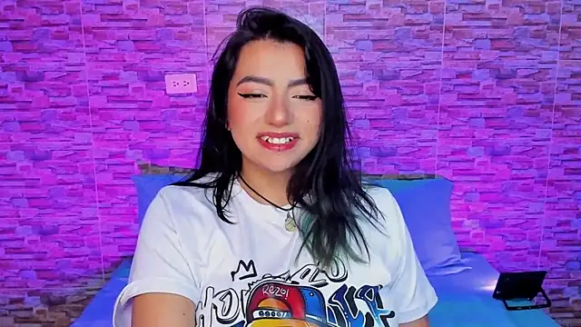 Snapshot of sammy_bunny1 chatting on 8, 2, 2026 sammy bunny1 online show from 8, 2, 2026