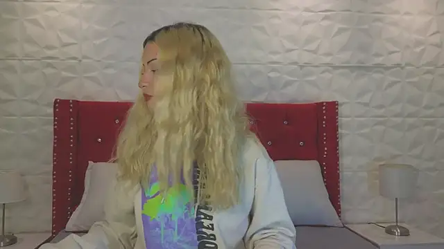 Lucy n pink online show from 10, 10, 2025