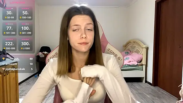 VibeQueenLucy online show from 15, 9, 2025