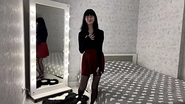 FakeLamb online show from 5, 10, 2025