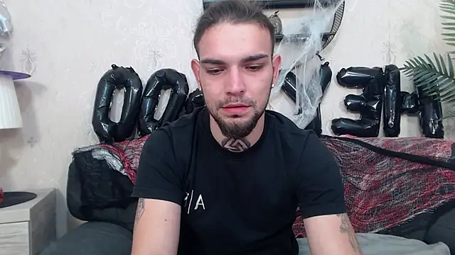 DanyelCarter online show from 20, 10, 2025