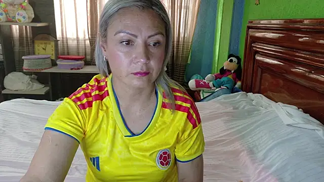 Snapshot of _Charlize_theron_ chatting on 27, 6, 2026 Charlize theron online show from 27, 6, 2026
