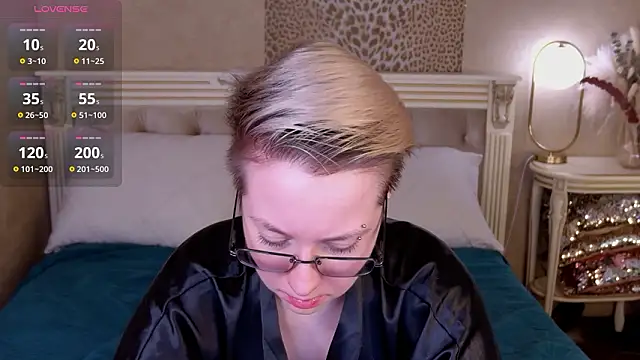 AlexandraGreen online show from 1, 2, 2026