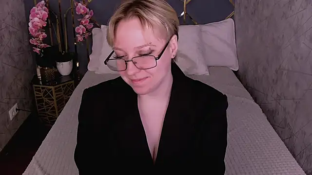 AlexandraGreen online show from 16, 4, 2026