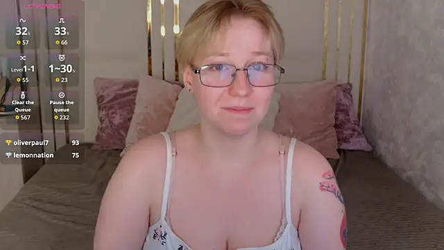 Snapshot of AlexandraGreen chatting on 16, 5, 2026 AlexandraGreen online show from 16, 5, 2026