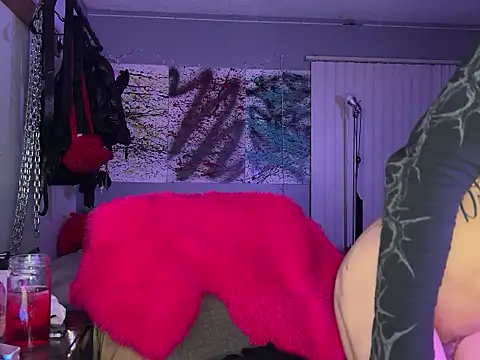 xoFrankie online show from 24, 9, 2025