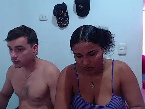 Snapshot of Yisela_scott chatting on 8, 9, 2025 Yisela scott online show from 8, 9, 2025