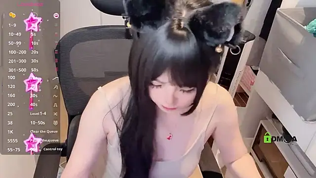 Snapshot of Zora_888 chatting on 18, 9, 2025 Zora 888 online show from 18, 9, 2025