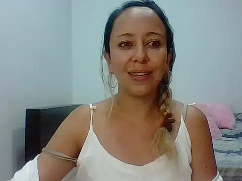 leah susman online show from 9, 11, 2025