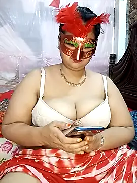 Tanisha-Chy online show from 31, 10, 2025