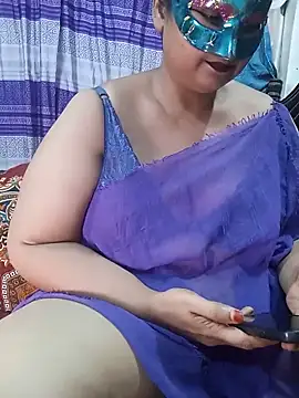 Snapshot of Tanisha-Chy chatting on 12, 6, 2026 Tanisha-Chy online show from 12, 6, 2026