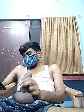 Snapshot of YourTarzan chatting on 23, 9, 2025 YourTarzan online show from 23, 9, 2025