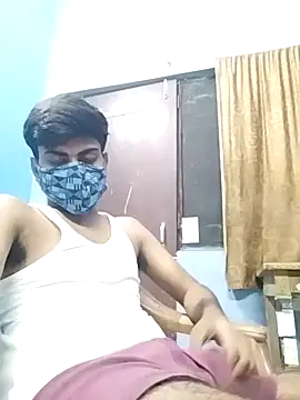 Snapshot of YourTarzan chatting on 24, 9, 2025 YourTarzan online show from 24, 9, 2025