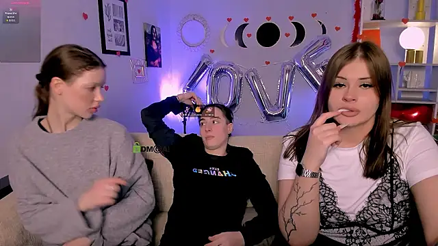 Snapshot of khloebeauty chatting on 13, 2, 2026 khloebeauty online show from 13, 2, 2026