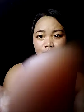 Snapshot of lusy-000 chatting on 11, 10, 2025 lusy-000 online show from 11, 10, 2025