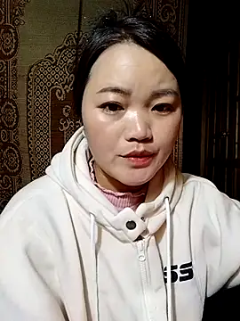 Snapshot of lusy-000 chatting on 25, 11, 2025 lusy-000 online show from 25, 11, 2025