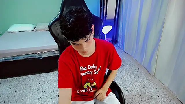 dilan hott  online show from 11, 9, 2025