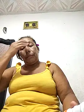 Naomi-Mature online show from 8, 9, 2025