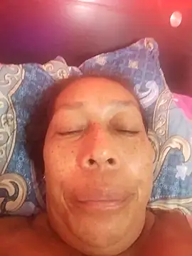 Naomi-Mature online show from 22, 10, 2025