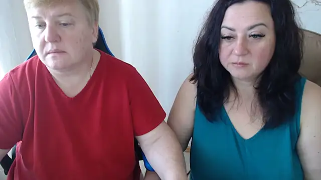 Snapshot of Bertie_Adeline chatting on 14, 9, 2025 Bertie Adeline online show from 14, 9, 2025