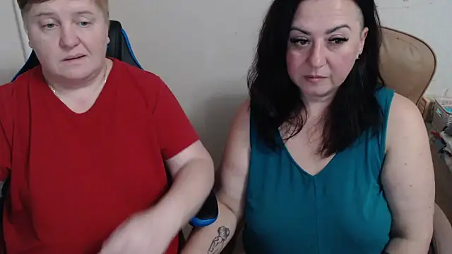 Snapshot of Bertie_Adeline chatting on 14, 9, 2025 Bertie Adeline online show from 14, 9, 2025