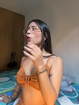 Snapshot of CatadeLuca chatting on 16, 6, 2026 CatadeLuca online show from 16, 6, 2026