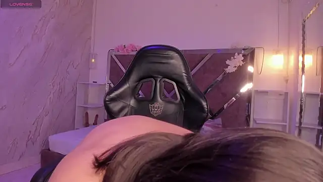 BBWCloe  online show from 21, 11, 2025