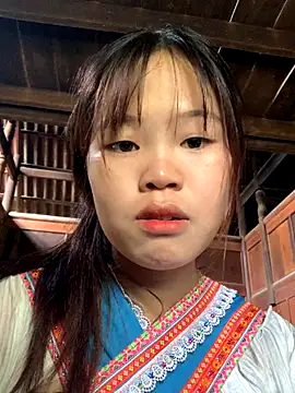 Snapshot of Phonchan chatting on 13, 10, 2025 Phonchan online show from 13, 10, 2025
