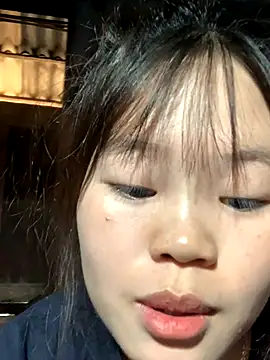 Snapshot of Phonchan chatting on 15, 10, 2025 Phonchan online show from 15, 10, 2025