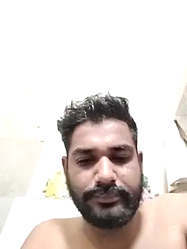 Snapshot of avi007p chatting on 10, 5, 2026 avi007p online show from 10, 5, 2026