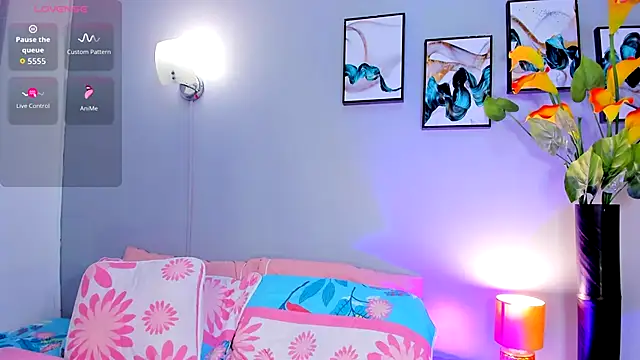 Zoee10 online show from 6, 11, 2025