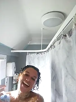 Snapshot of GoddessChantelle chatting on 19, 9, 2025 GoddessChantelle online show from 19, 9, 2025