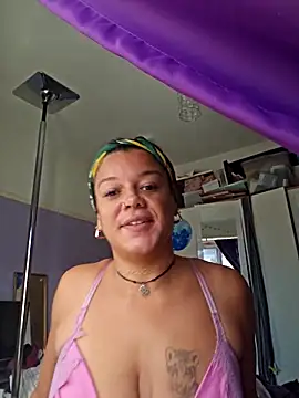 Snapshot of GoddessChantelle chatting on 22, 9, 2025 GoddessChantelle online show from 22, 9, 2025