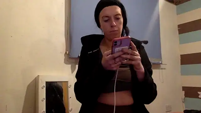 Snapshot of Bellababexox_ chatting on 5, 12, 2025 Bellababexox online show from 5, 12, 2025