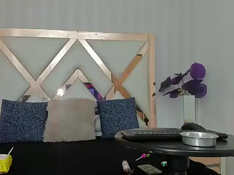 LicyEvans1 online show from 10, 10, 2025